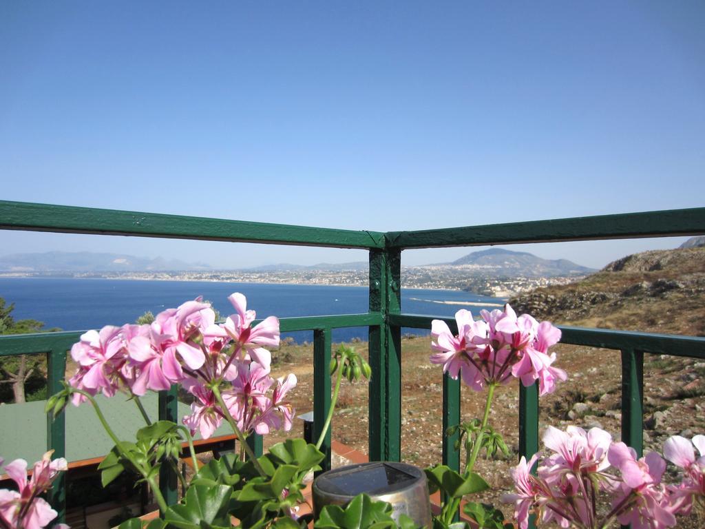 Casa Vacanze La Terrazza Sul Golfo Castellammare del Golfo Exterior foto