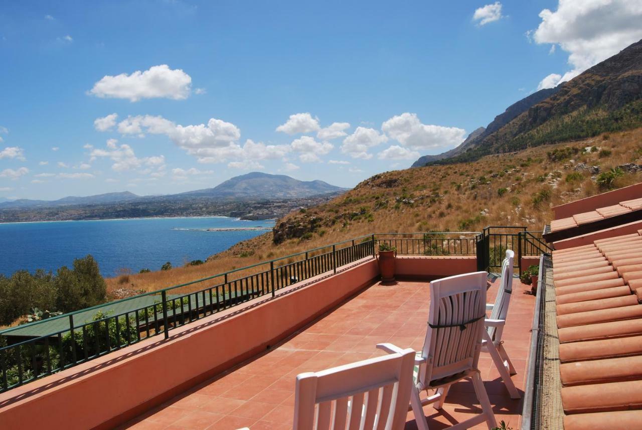 Casa Vacanze La Terrazza Sul Golfo Castellammare del Golfo Exterior foto