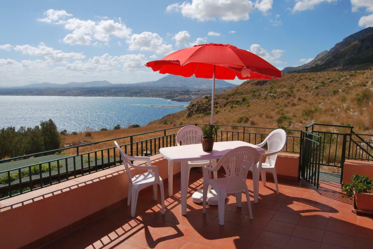 Casa Vacanze La Terrazza Sul Golfo Castellammare del Golfo Exterior foto